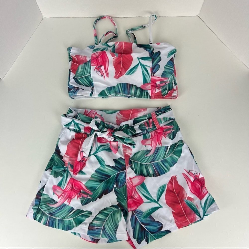 Nwot - Makemechic, Women's Halter Floral Top/Shorts, 2pcs Set, Swimsuit. Size:S